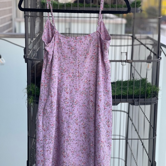 Brandy Melville (John Gault) Floral “Jennifer” Dress - Picture 4 of 4